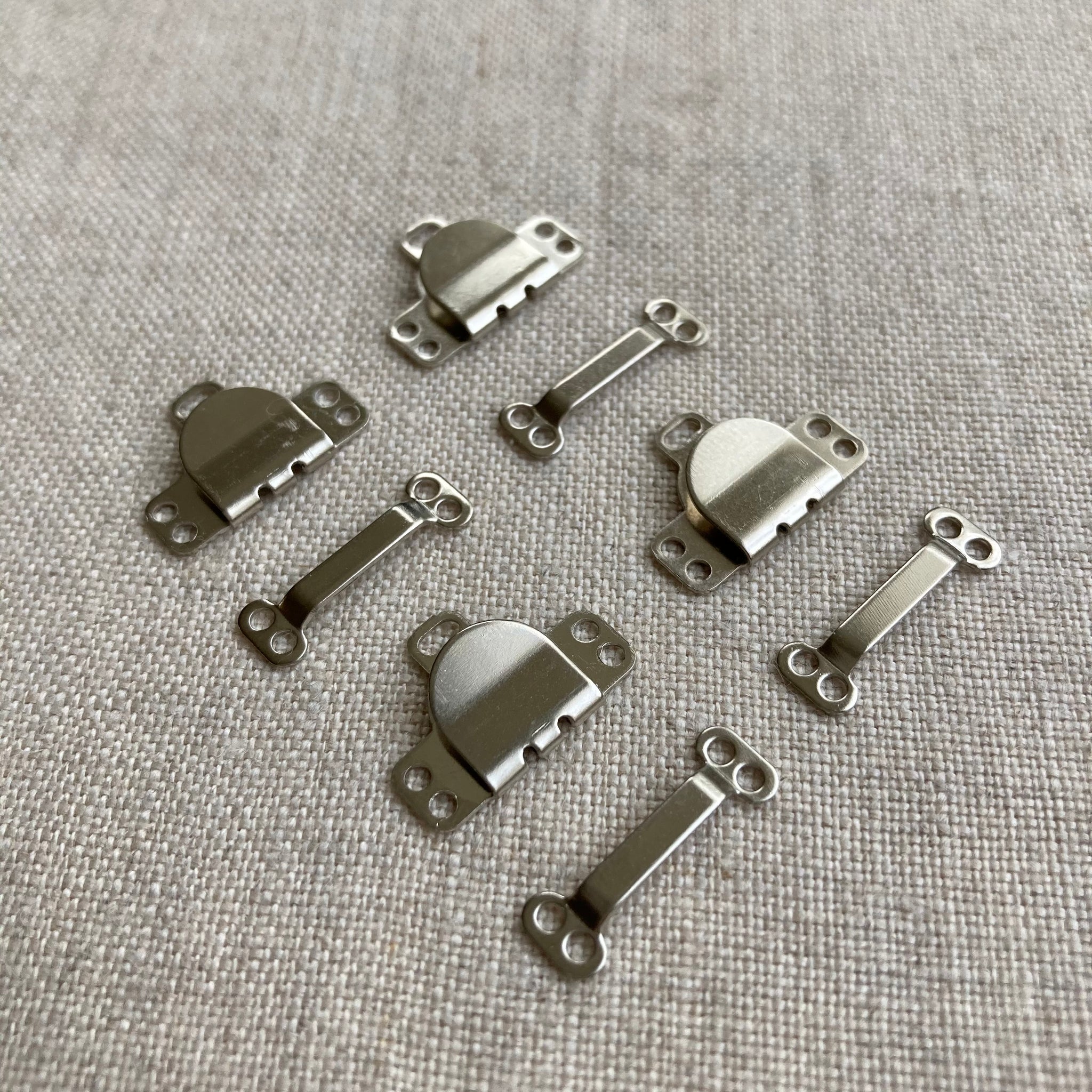 20set Metal Hook and Eye Closures Hook and Bar Fasteners 4 Part Hook and Eye  Clasp Sew on Hook and Bar for Trouser Skirts Pants -  Canada