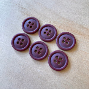 5/8" 4-Hole Wine Buttons x 6