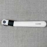 Clover Tracing Wheel - Serrated Edges